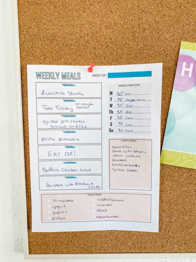 Curious how to meal plan, but just the thought leaves you scratching your head? Meal planning doesn't have to be hard! Here's a simple guide to help!