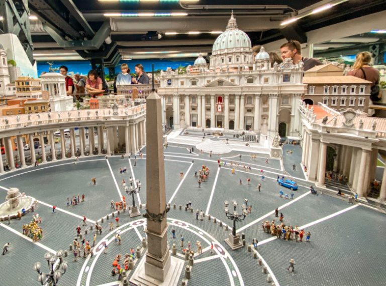 Visiting the Miniatur Wunderland in Hamburg